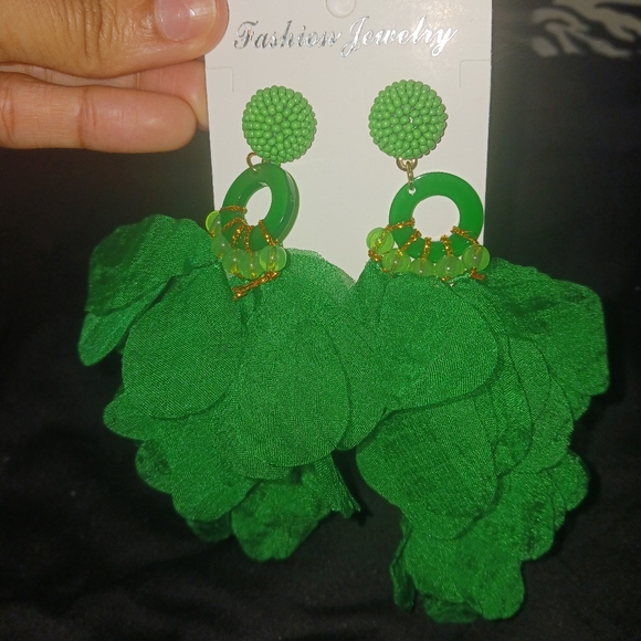 NEW Women Fashion Green Earrings - Picture 5 of 7